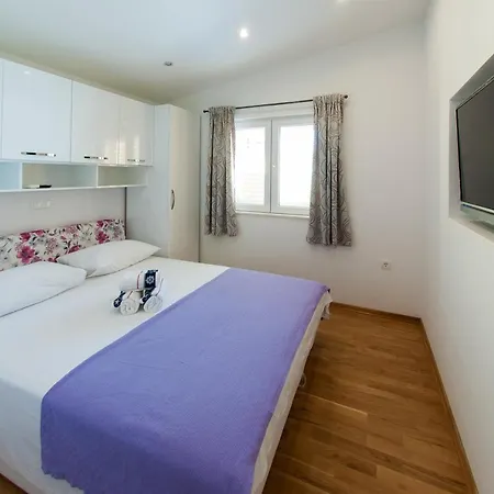Anita Guest house