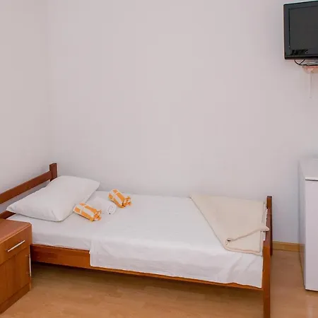 Anita Guest house